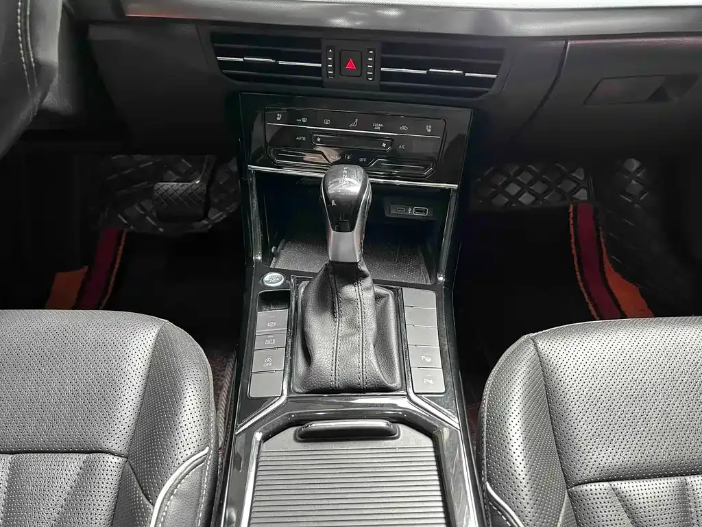 Volkswagen Passat — фото 5