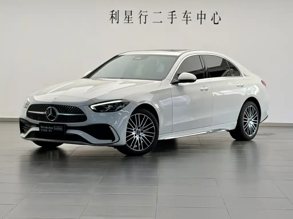 Mercedes-Benz C-Class — фото 1