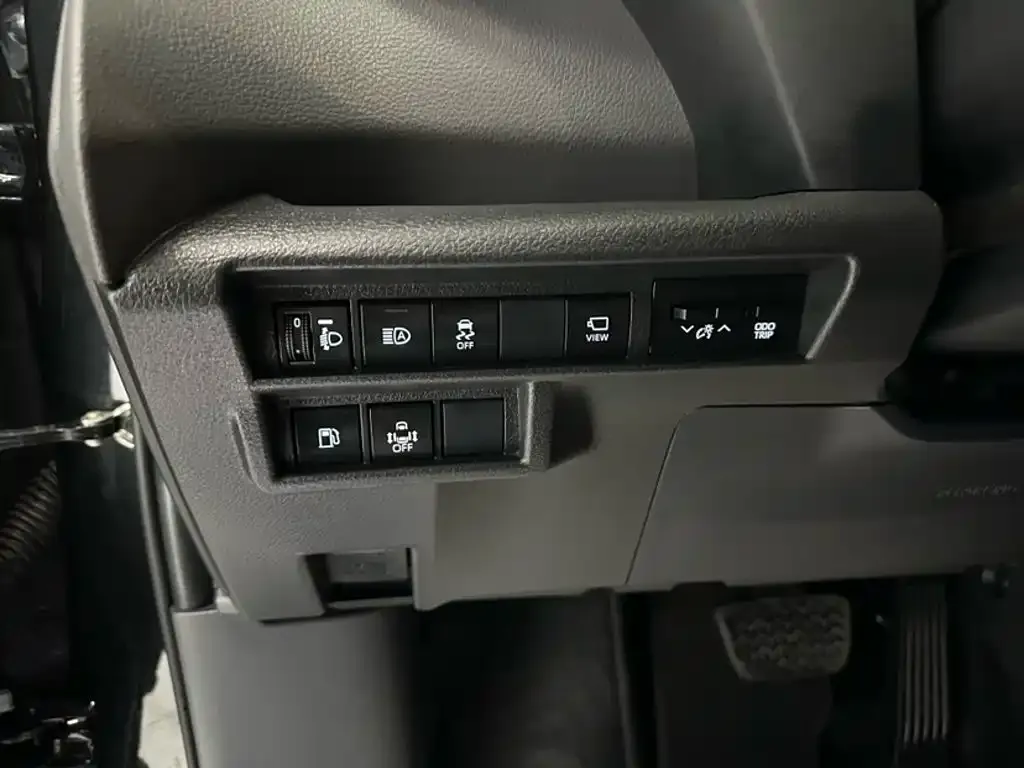 Toyota Sienna — фото 3