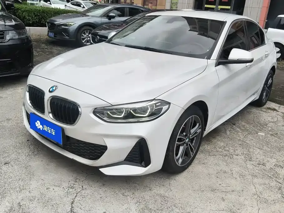BMW 1 Series — фото 1