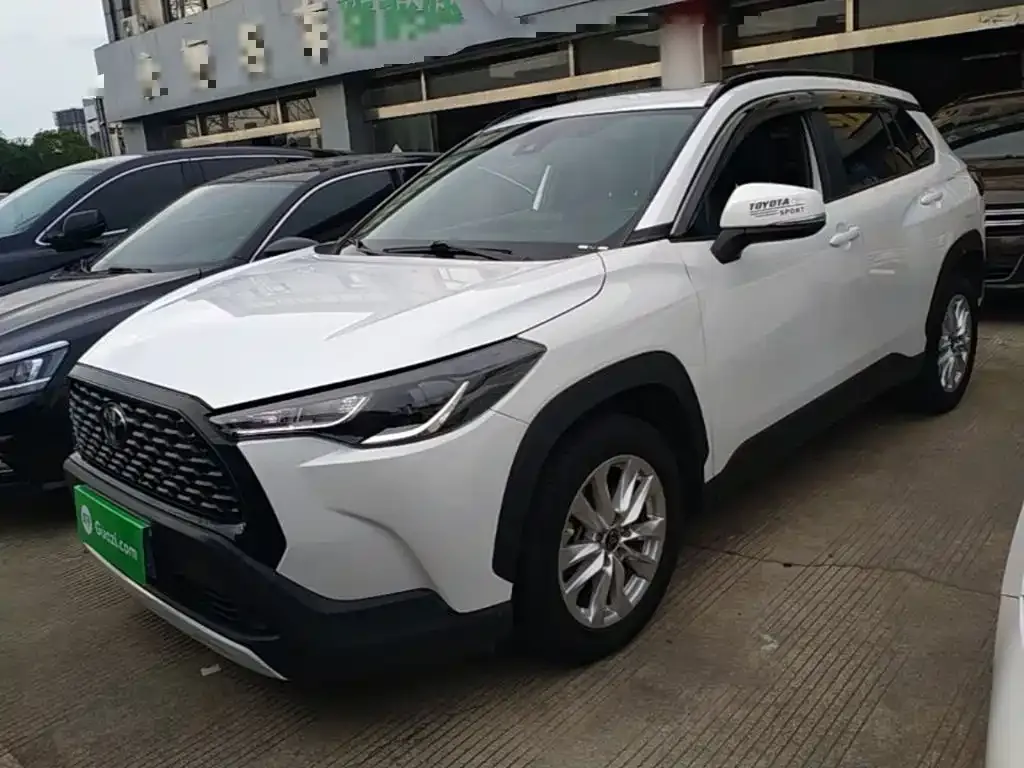 Toyota Corolla Cross — фото 4