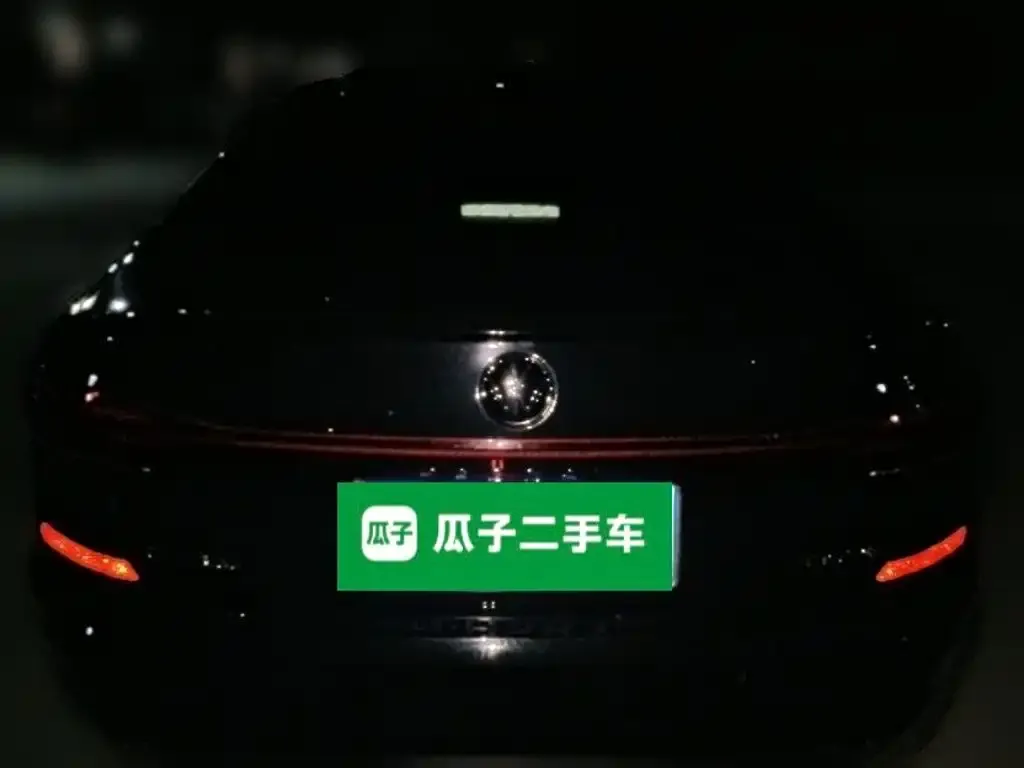 Volkswagen Passat — фото 3