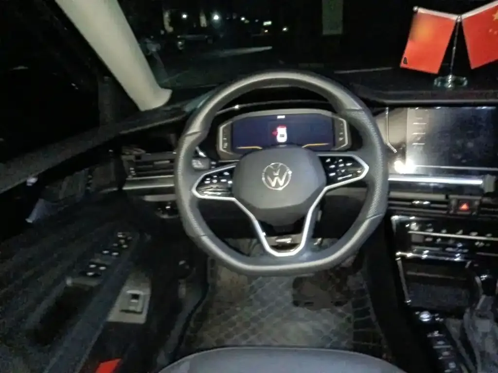 Volkswagen Passat — фото 5