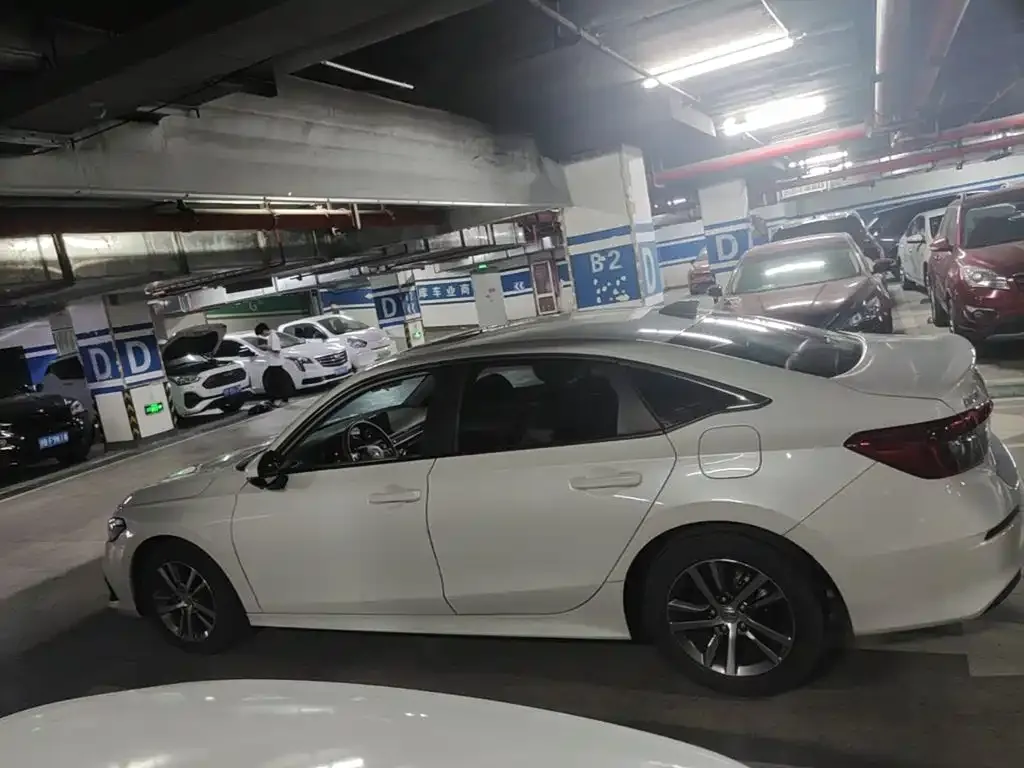 Honda Civic — фото 7