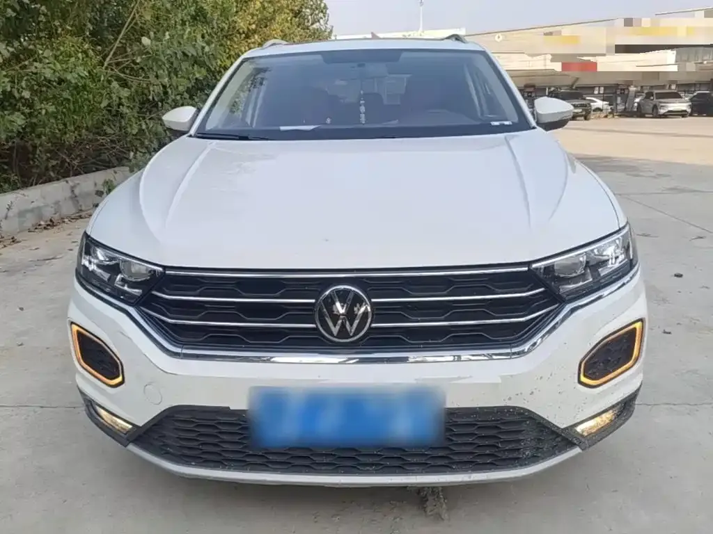 Volkswagen T-Roc — фото 2