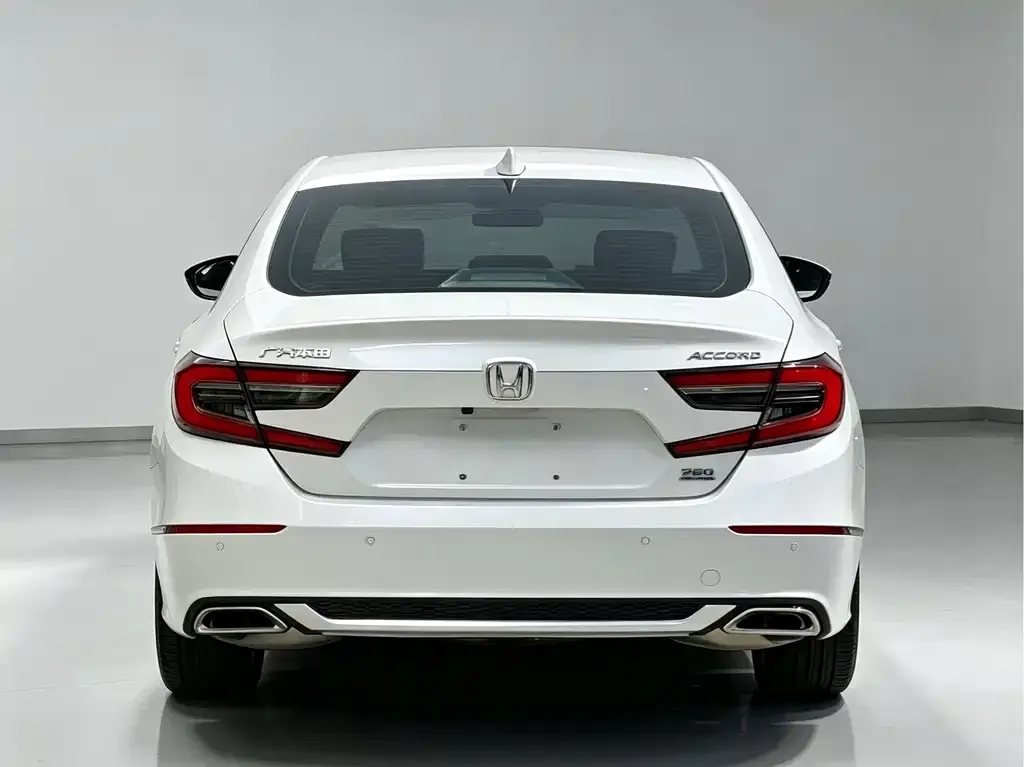 Honda Accord — фото 5