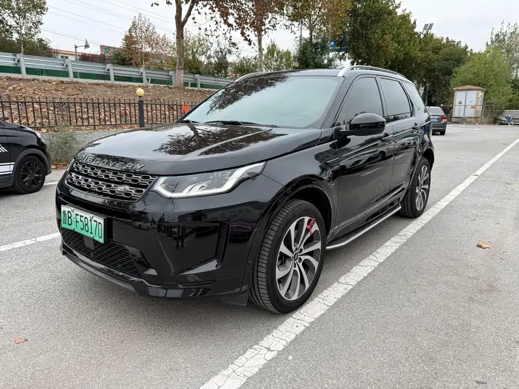 Land Rover Discovery Sport Hybrid — фото 1