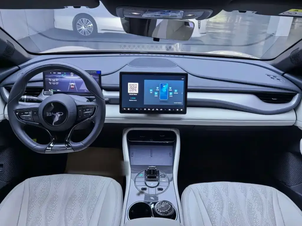 BYD Seal 06GT — фото 8