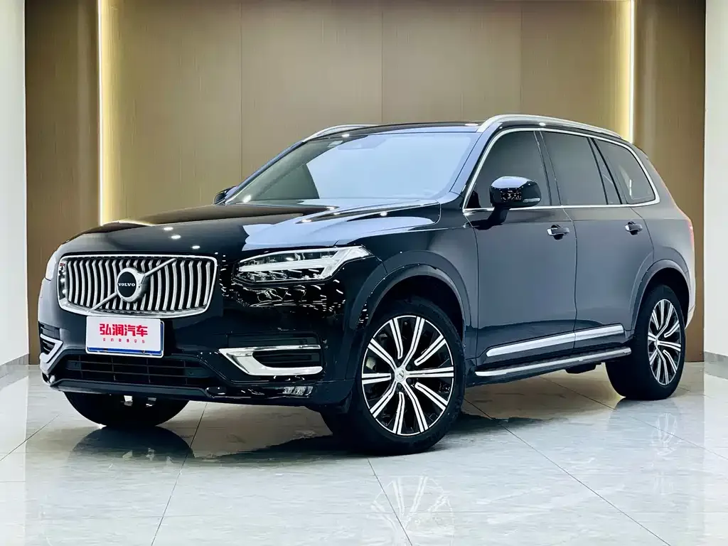Volvo XC90 — фото 1