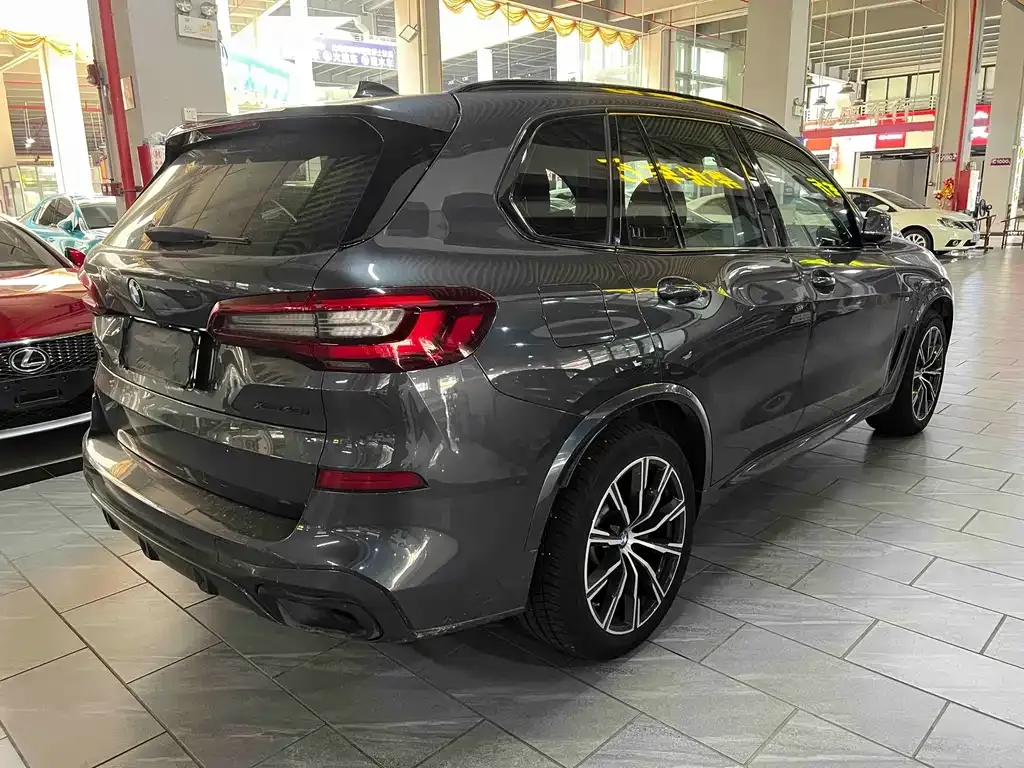 BMW X5 (Import) — фото 3