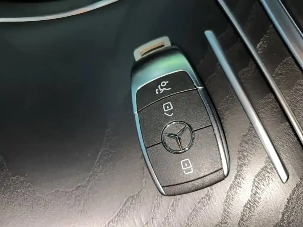Mercedes-Benz C-Class (Import) — фото 5
