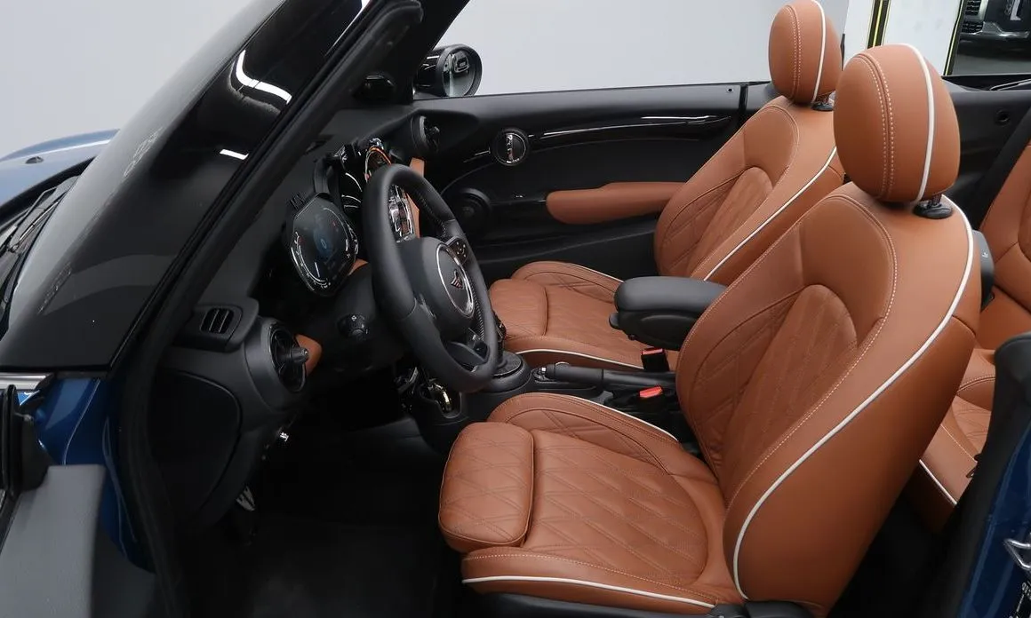 Mini Cooper Convertible — фото 4