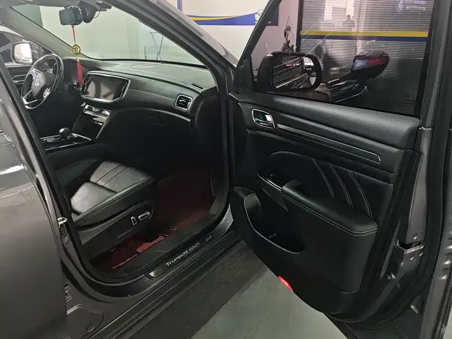 GAC Motor Trumpchi GS8 — фото 6