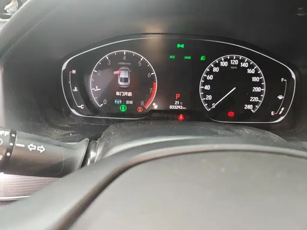 Honda Accord — фото 10