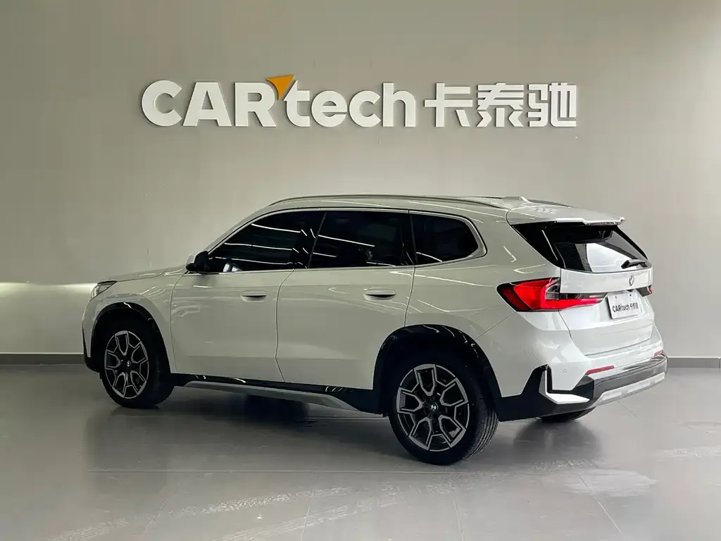 BMW X1 — фото 10