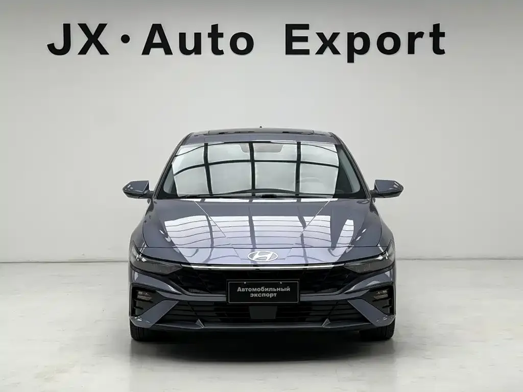 Hyundai Elantra — фото 2