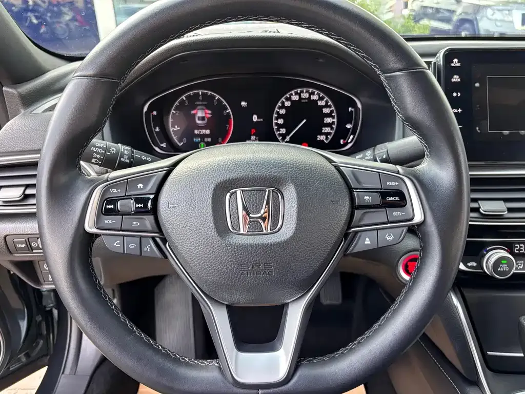 Honda Inspire — фото 10