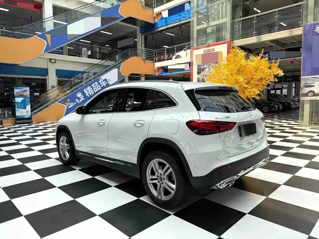 Mercedes-Benz GLA — фото 10