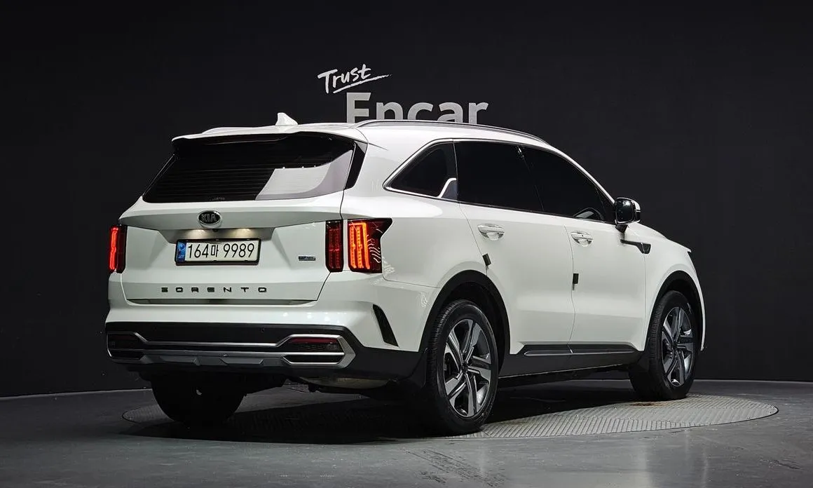 Kia Sorento — фото 5