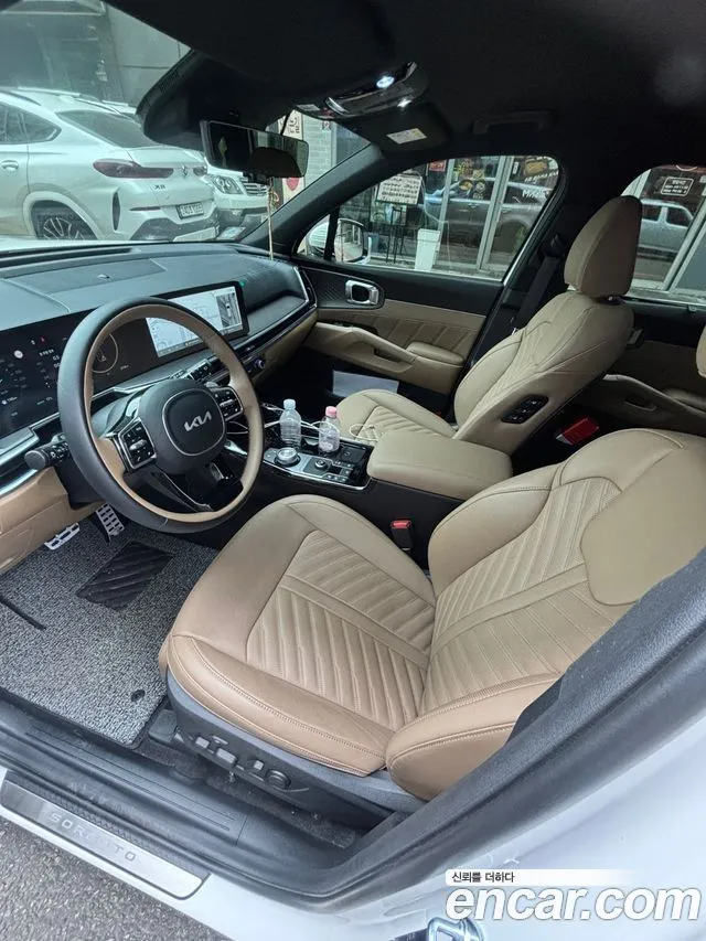 Kia Sorento — фото 6