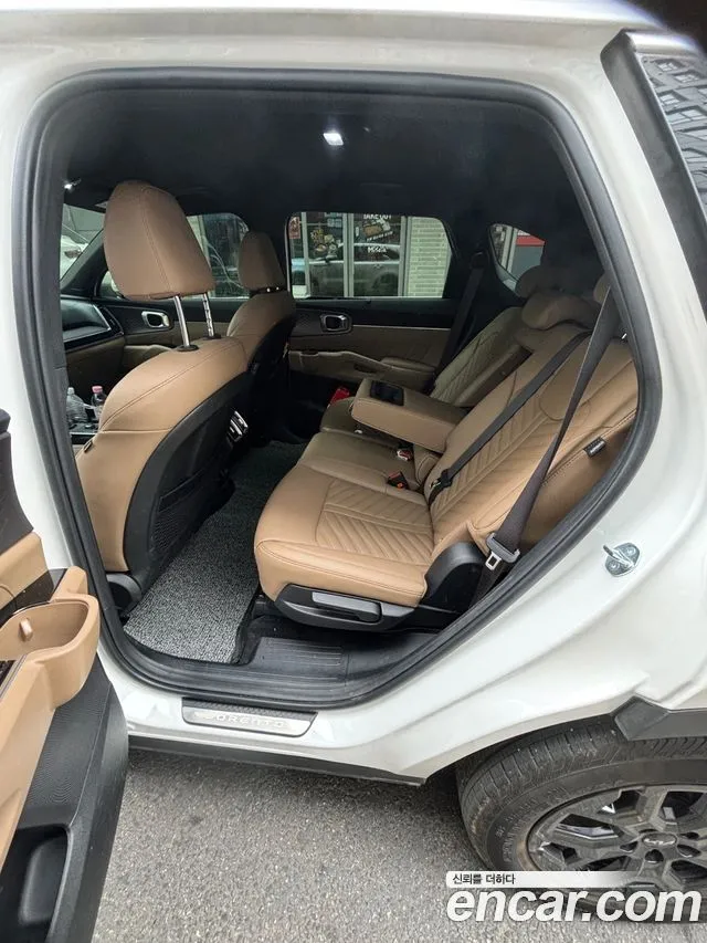 Kia Sorento — фото 7
