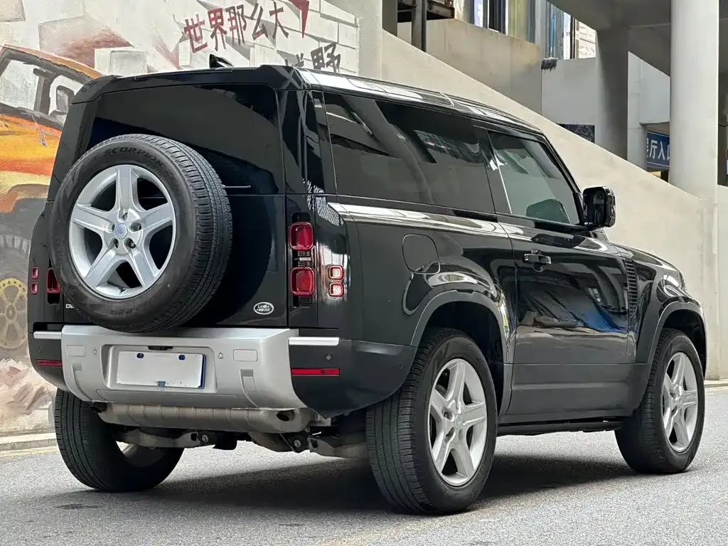 Land Rover Defender — фото 8