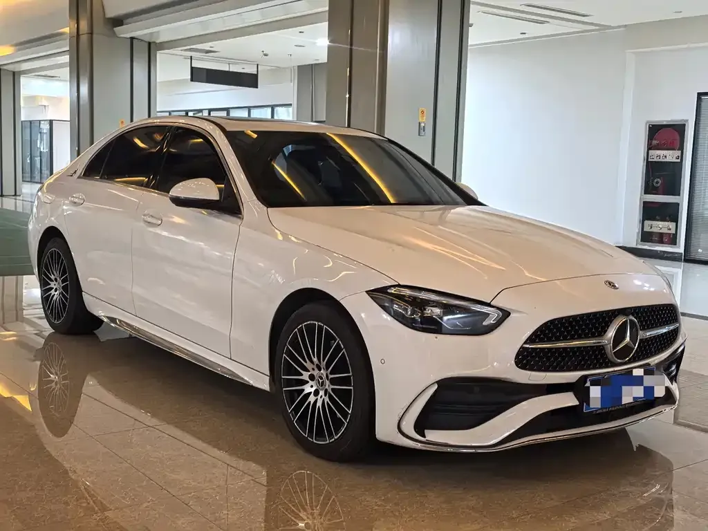 Mercedes-Benz C-Class — фото 10