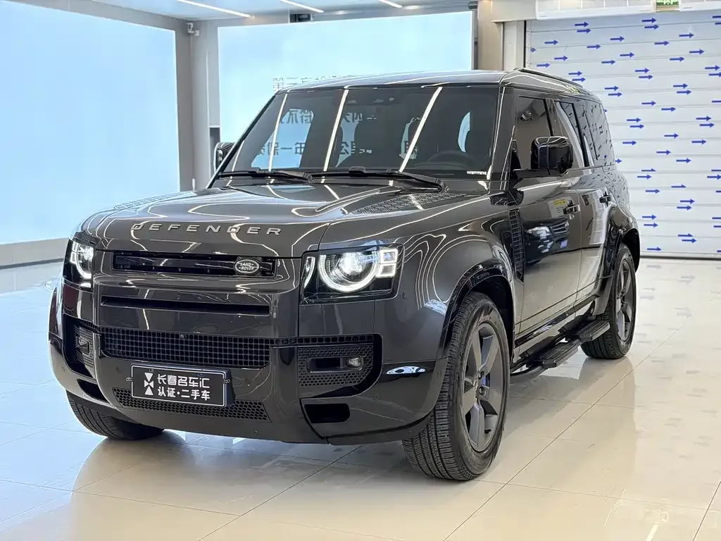 Land Rover Defender — фото 1