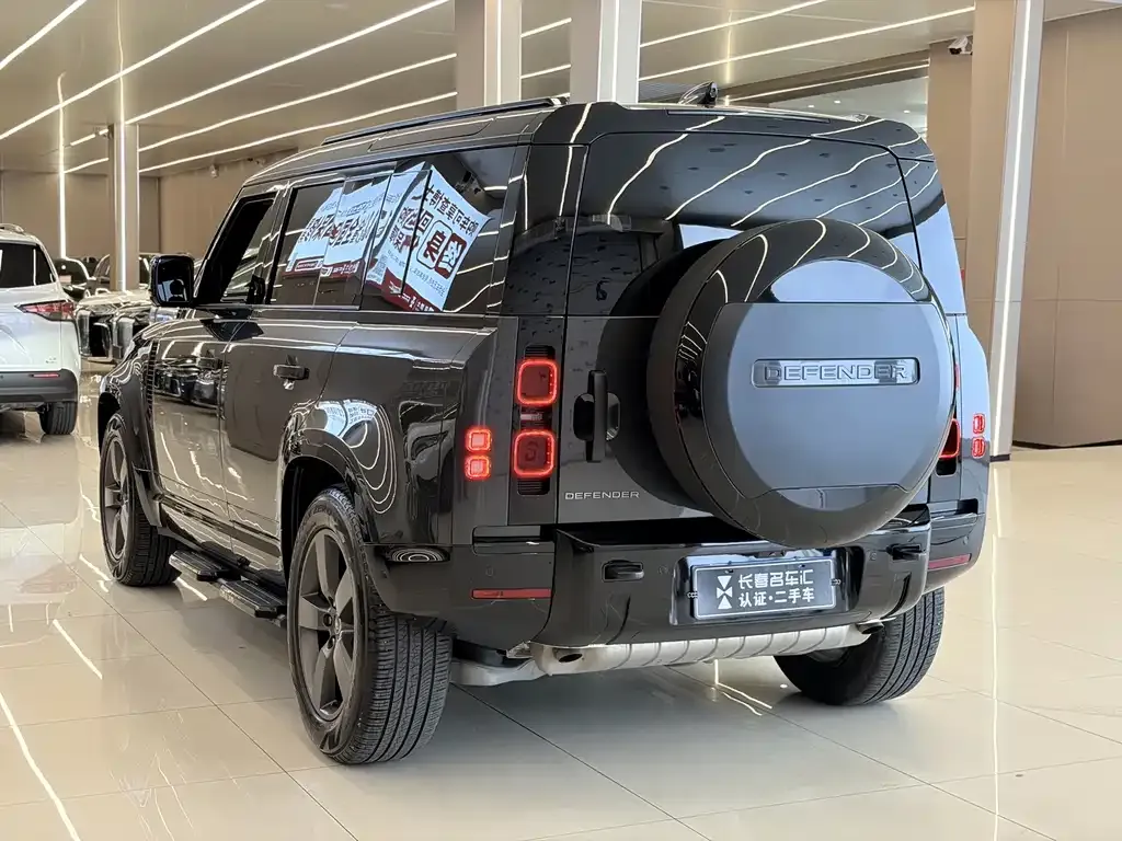 Land Rover Defender — фото 5