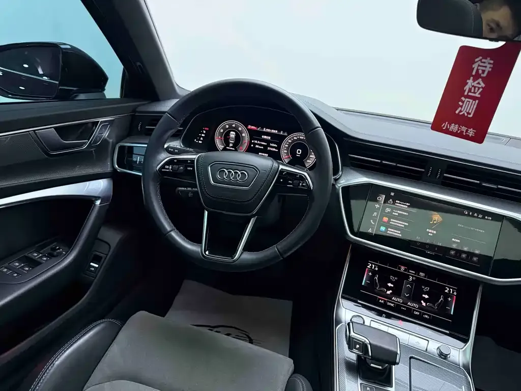 Audi A6L — фото 10
