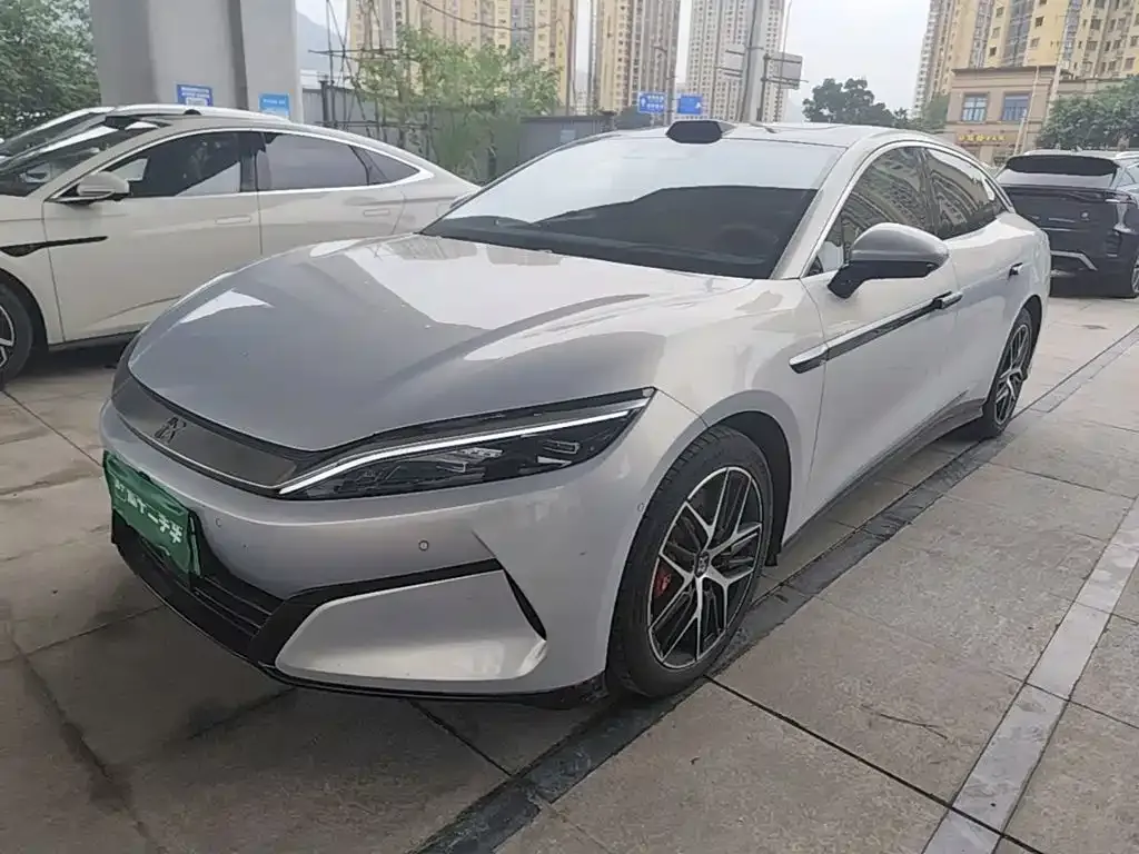 BYD Han L — фото 1