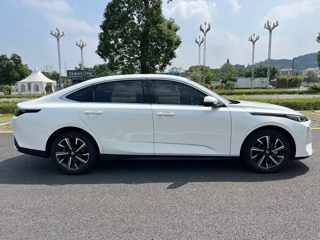 Changan Eado — фото 7