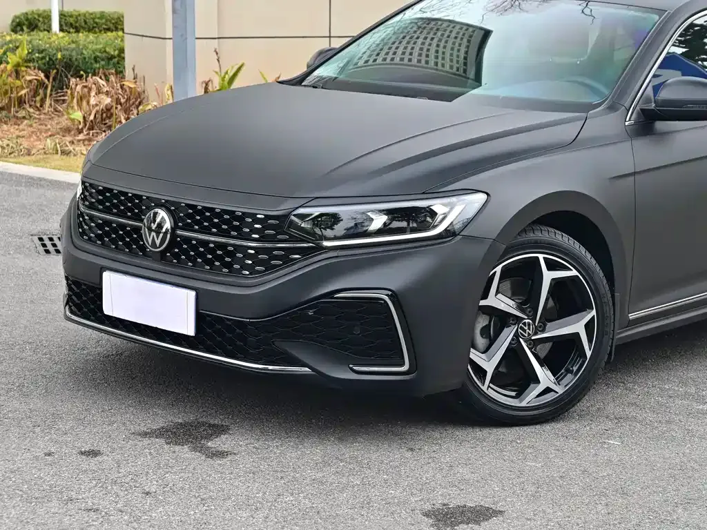 Volkswagen Passat — фото 3