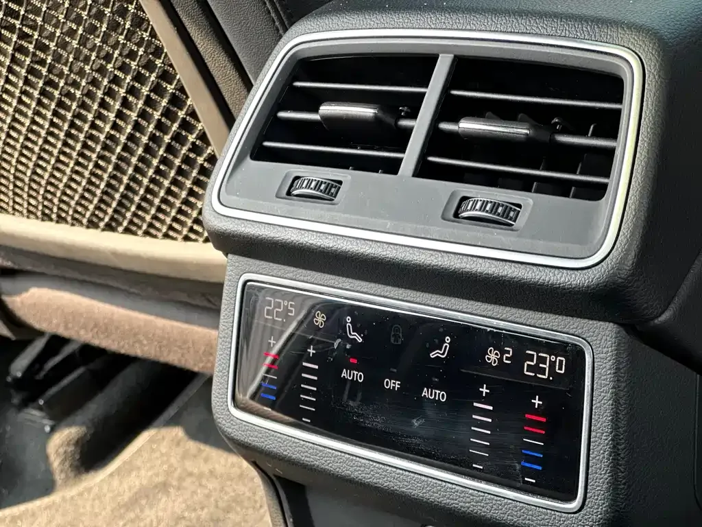 Audi A6 (Import) — фото 5