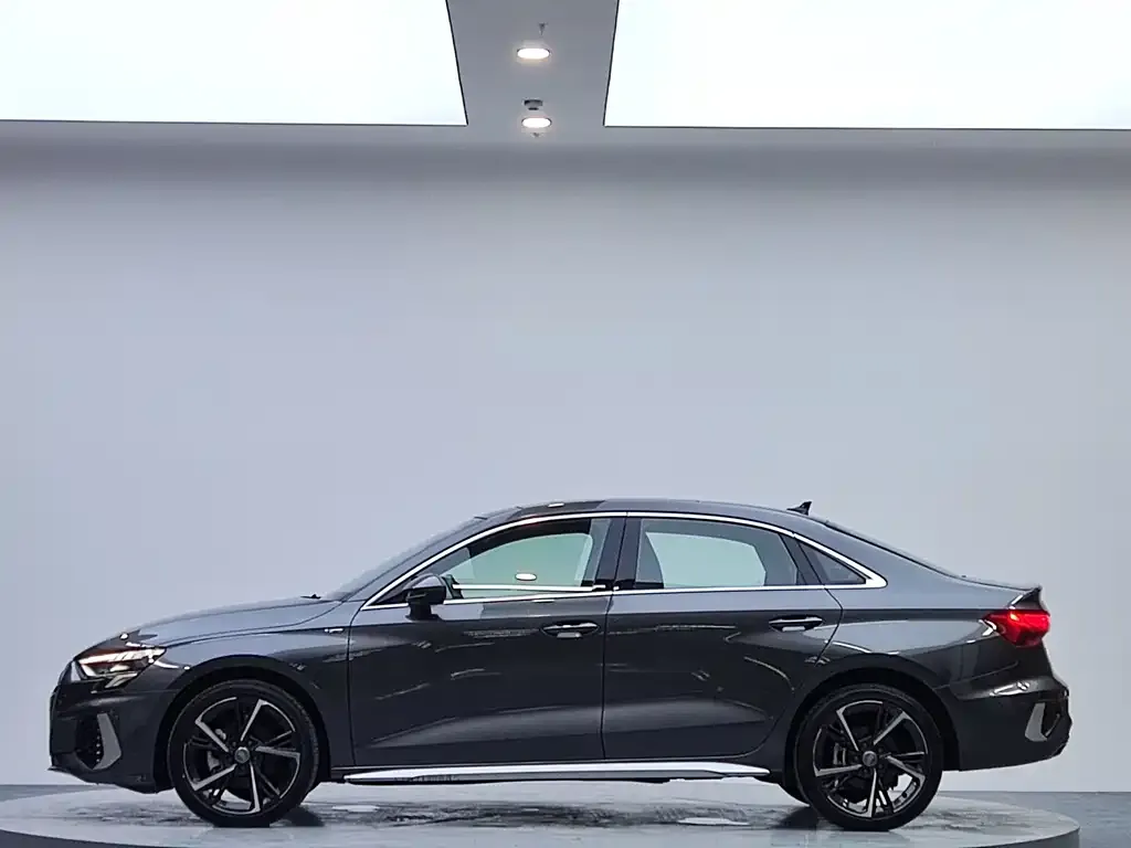 Audi A3 — фото 7