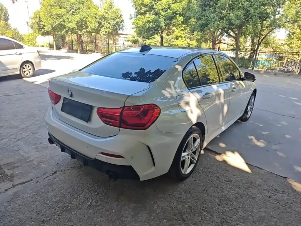 BMW 1 Series — фото 10