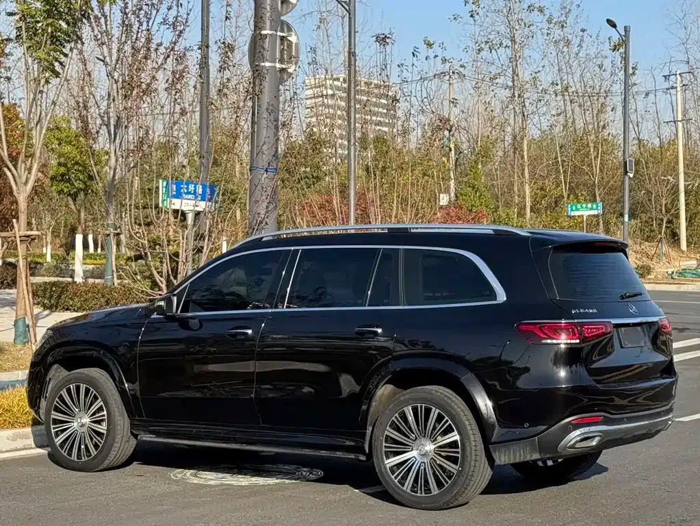 Mercedes-Benz GLS — фото 8