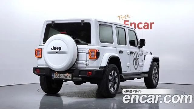 Jeep Wrangler — фото 2