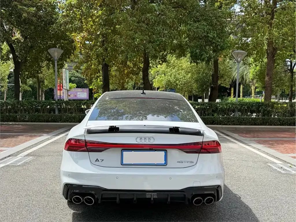 Audi A7L — фото 4