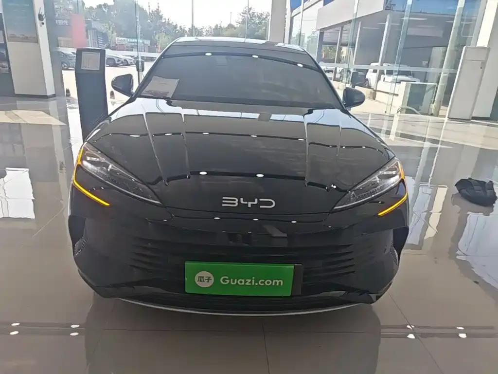 BYD Seal — фото 7
