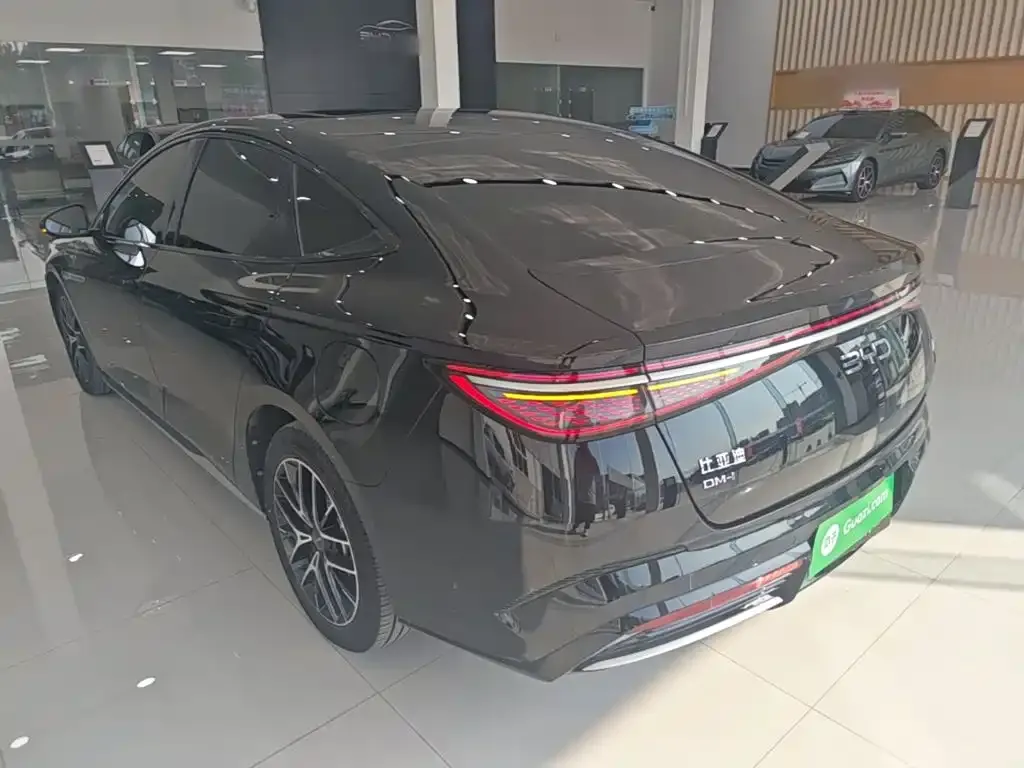 BYD Seal — фото 2
