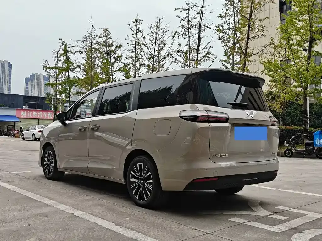 Wuling Xingguang 730 New Energy — фото 8