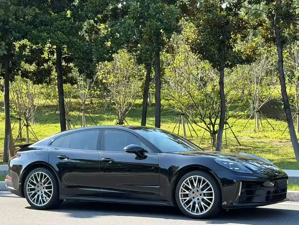 Porsche Panamera — фото 9