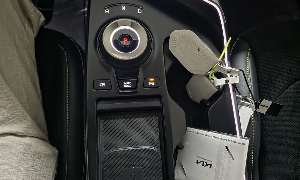 Kia EV6 — фото 8