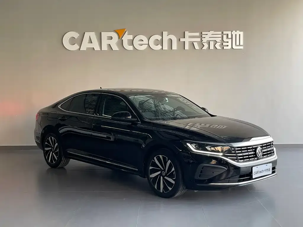 Volkswagen Passat — фото 8