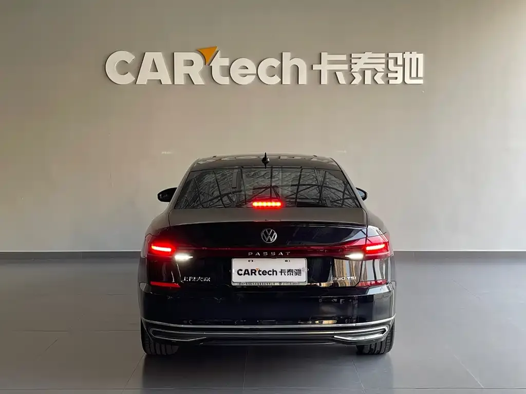 Volkswagen Passat — фото 10