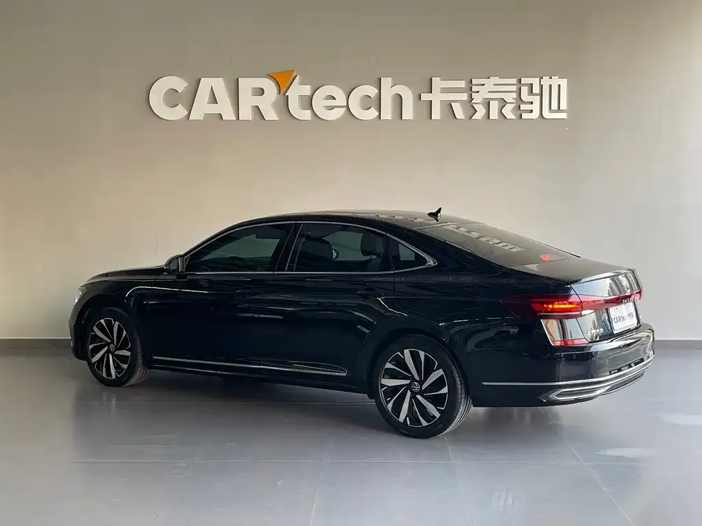 Volkswagen Passat — фото 2