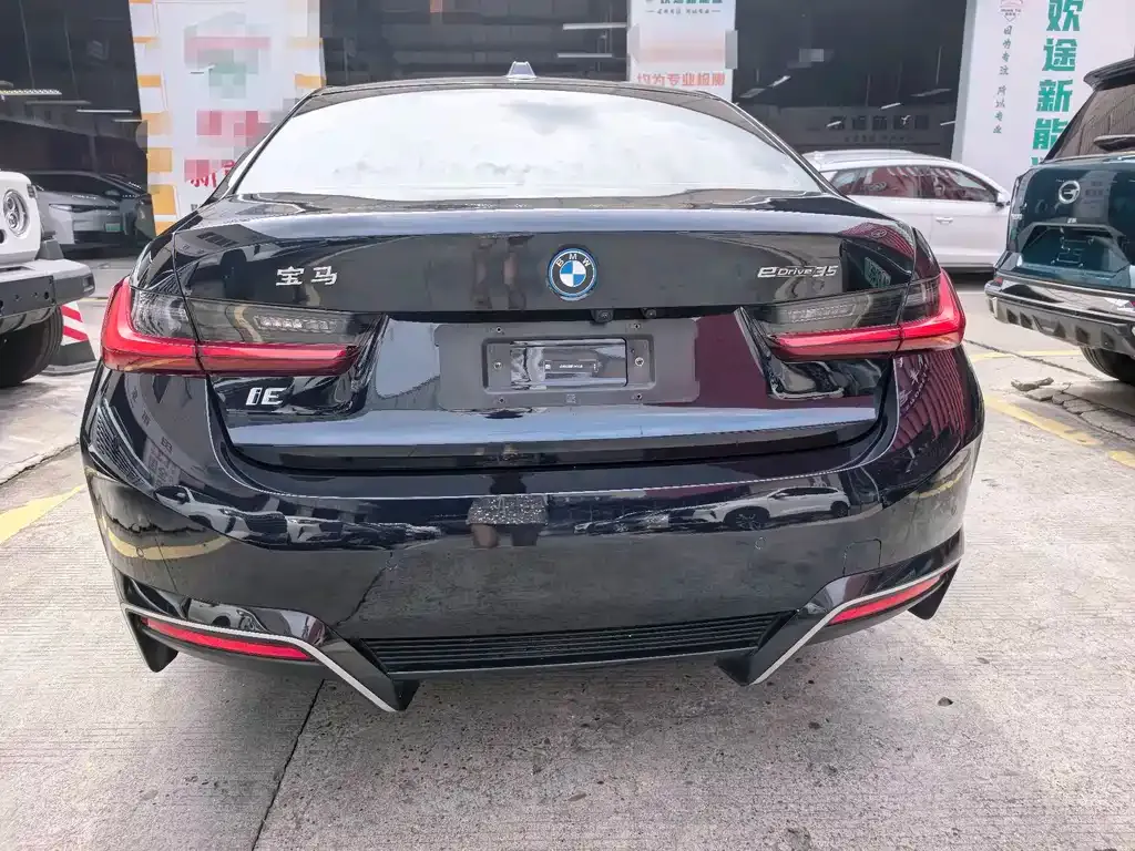 BMW i3 — фото 8
