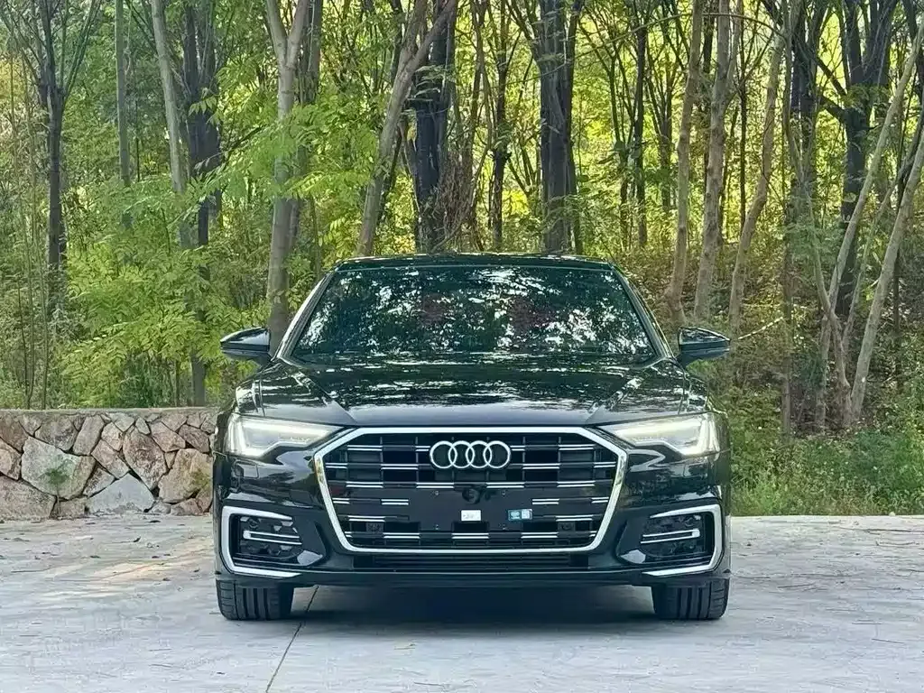 Audi A6L — фото 7