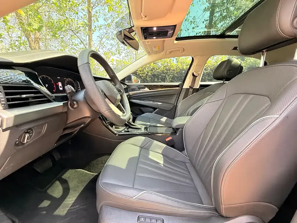 Volkswagen Passat — фото 7